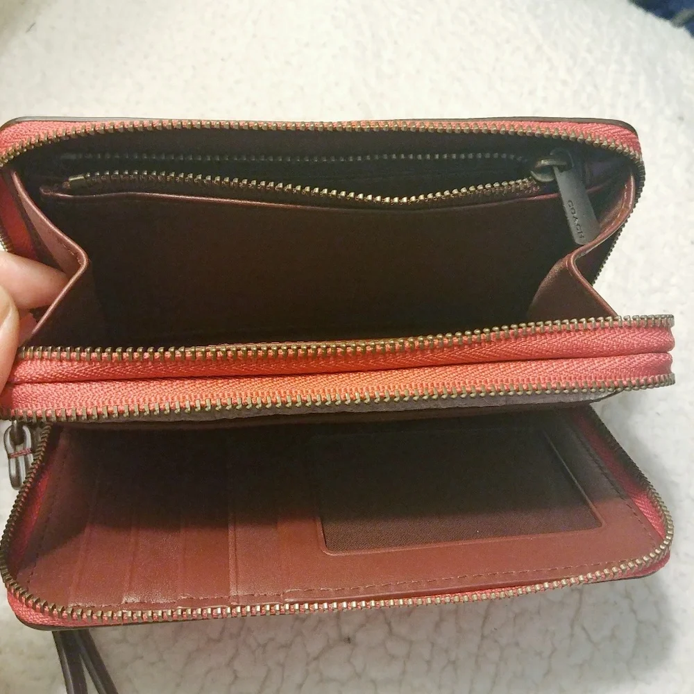 NWT! Coach Colorblock Double Zip Leather Wristlet